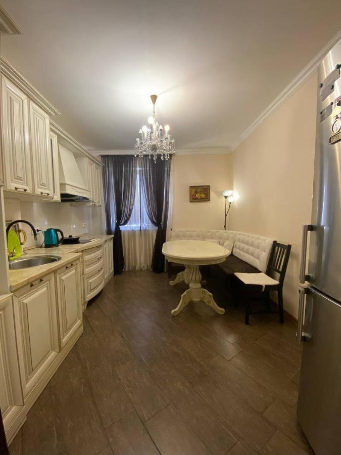 Appartement Chasha Polnaya à Soukhoumi Extérieur photo