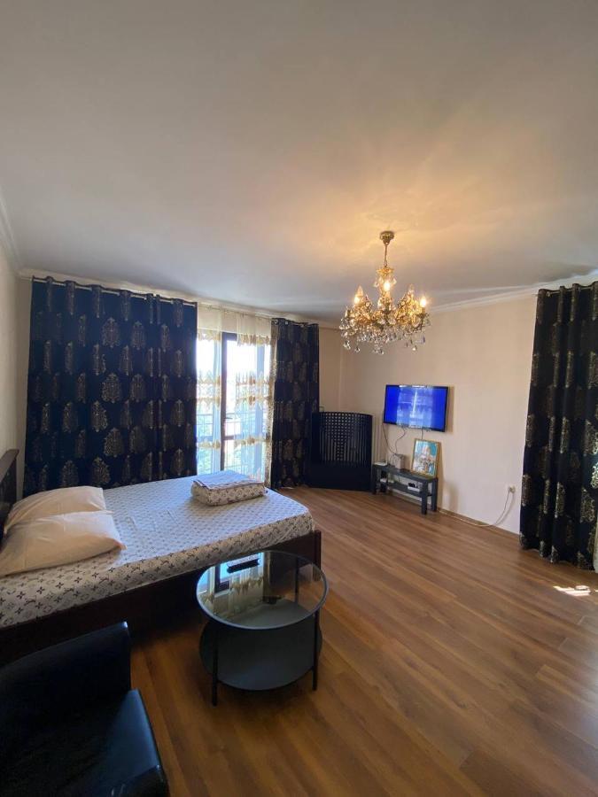 Appartement Chasha Polnaya à Soukhoumi Extérieur photo